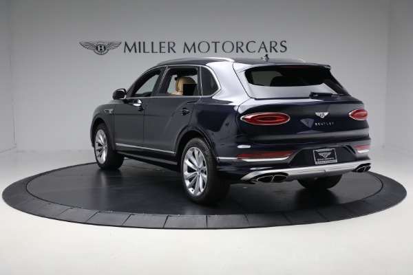 Used 2024 Bentley Bentayga EWB V8 for sale $204,900 at Alfa Romeo of Westport in Westport CT 06880 4