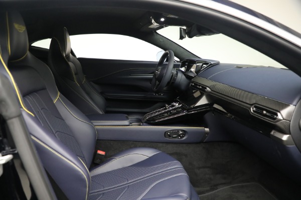 New 2026 Aston Martin Vantage for sale $240,400 at Alfa Romeo of Westport in Westport CT 06880 19