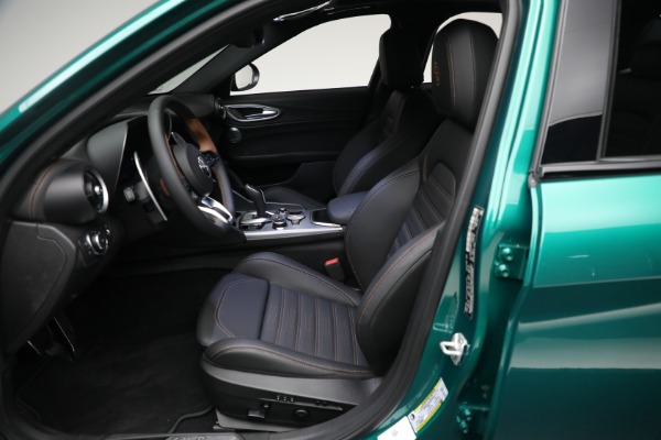 New 2025 Alfa Romeo Giulia Intensa for sale Sold at Alfa Romeo of Westport in Westport CT 06880 14