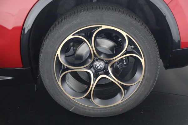 New 2025 Alfa Romeo Stelvio Intensa for sale Sold at Alfa Romeo of Westport in Westport CT 06880 25