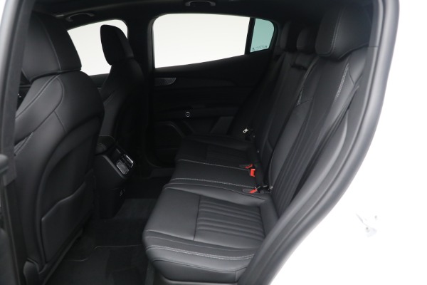 Used 2025 Maserati Grecale for sale $57,550 at Alfa Romeo of Westport in Westport CT 06880 17