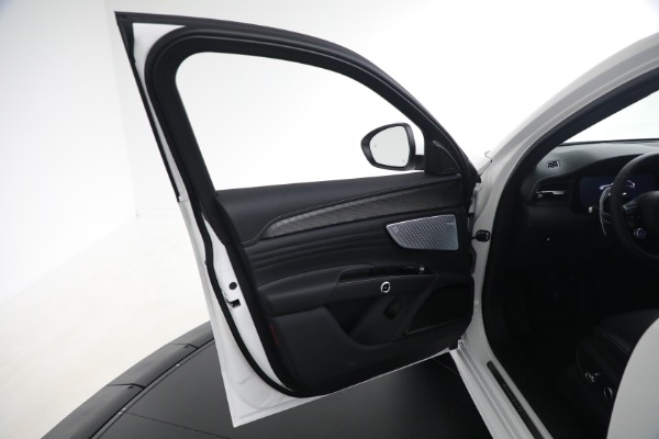 Used 2025 Maserati Grecale for sale $57,550 at Alfa Romeo of Westport in Westport CT 06880 21