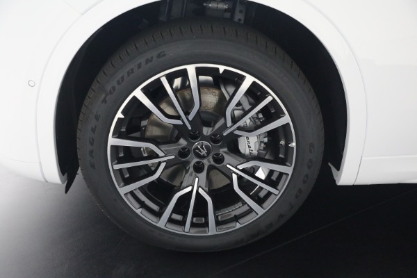 Used 2025 Maserati Grecale for sale $57,550 at Alfa Romeo of Westport in Westport CT 06880 24