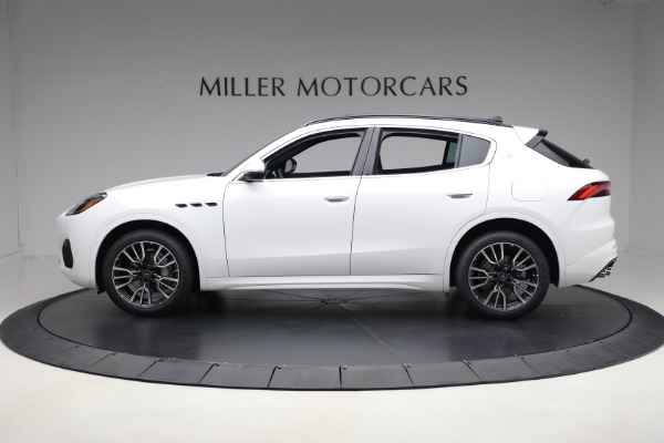 Used 2025 Maserati Grecale for sale $57,550 at Alfa Romeo of Westport in Westport CT 06880 3