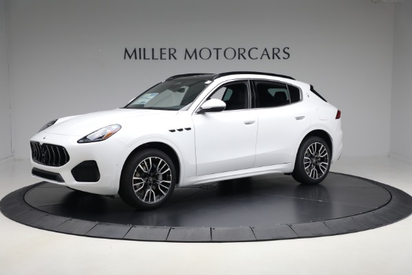 Used 2025 Maserati Grecale for sale $57,550 at Alfa Romeo of Westport in Westport CT 06880 1