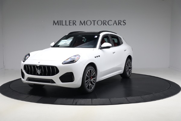 New 2025 Maserati Grecale for sale $81,910 at Alfa Romeo of Westport in Westport CT 06880 12