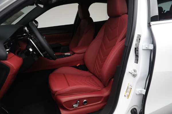 New 2025 Maserati Grecale for sale $81,910 at Alfa Romeo of Westport in Westport CT 06880 15