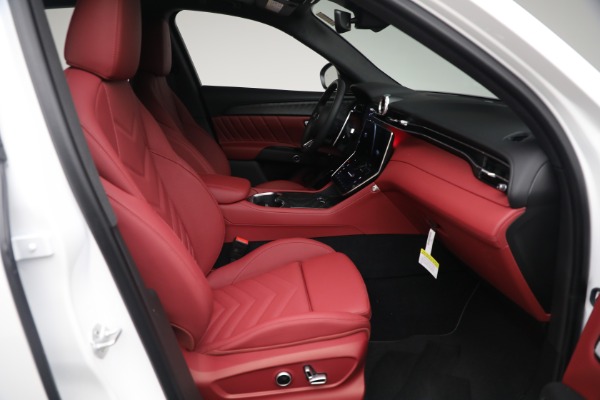 New 2025 Maserati Grecale for sale $81,910 at Alfa Romeo of Westport in Westport CT 06880 16