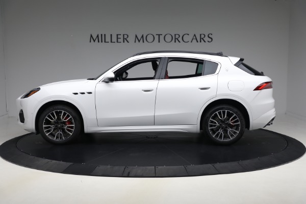 New 2025 Maserati Grecale for sale $81,910 at Alfa Romeo of Westport in Westport CT 06880 2