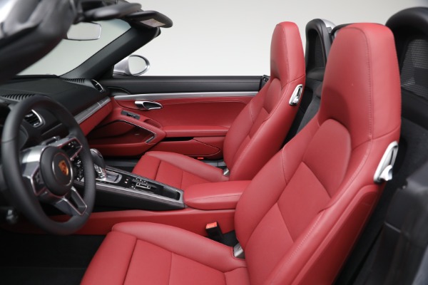 Used 2025 Porsche 718 Boxster for sale Sold at Alfa Romeo of Westport in Westport CT 06880 15