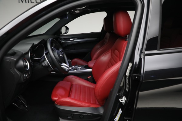 Used 2022 Alfa Romeo Stelvio for sale Sold at Alfa Romeo of Westport in Westport CT 06880 15