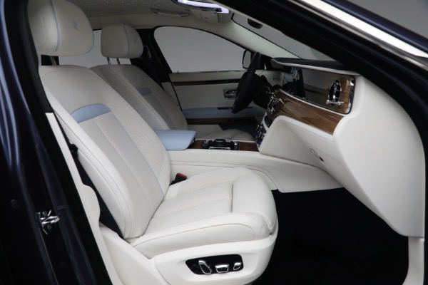 Used 2025 Rolls-Royce Ghost for sale Sold at Alfa Romeo of Westport in Westport CT 06880 19