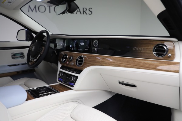 Used 2025 Rolls-Royce Ghost for sale Sold at Alfa Romeo of Westport in Westport CT 06880 20