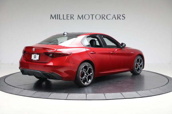 Used 2022 Alfa Romeo Giulia Veloce for sale Sold at Alfa Romeo of Westport in Westport CT 06880 7