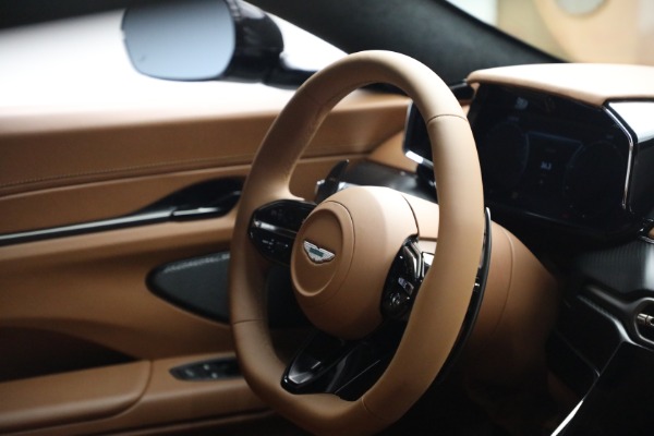 New 2026 Aston Martin Vantage for sale $240,100 at Alfa Romeo of Westport in Westport CT 06880 25