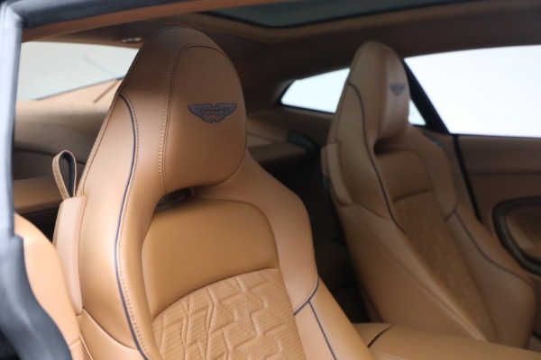 New 2026 Aston Martin Vanquish for sale $498,000 at Alfa Romeo of Westport in Westport CT 06880 21