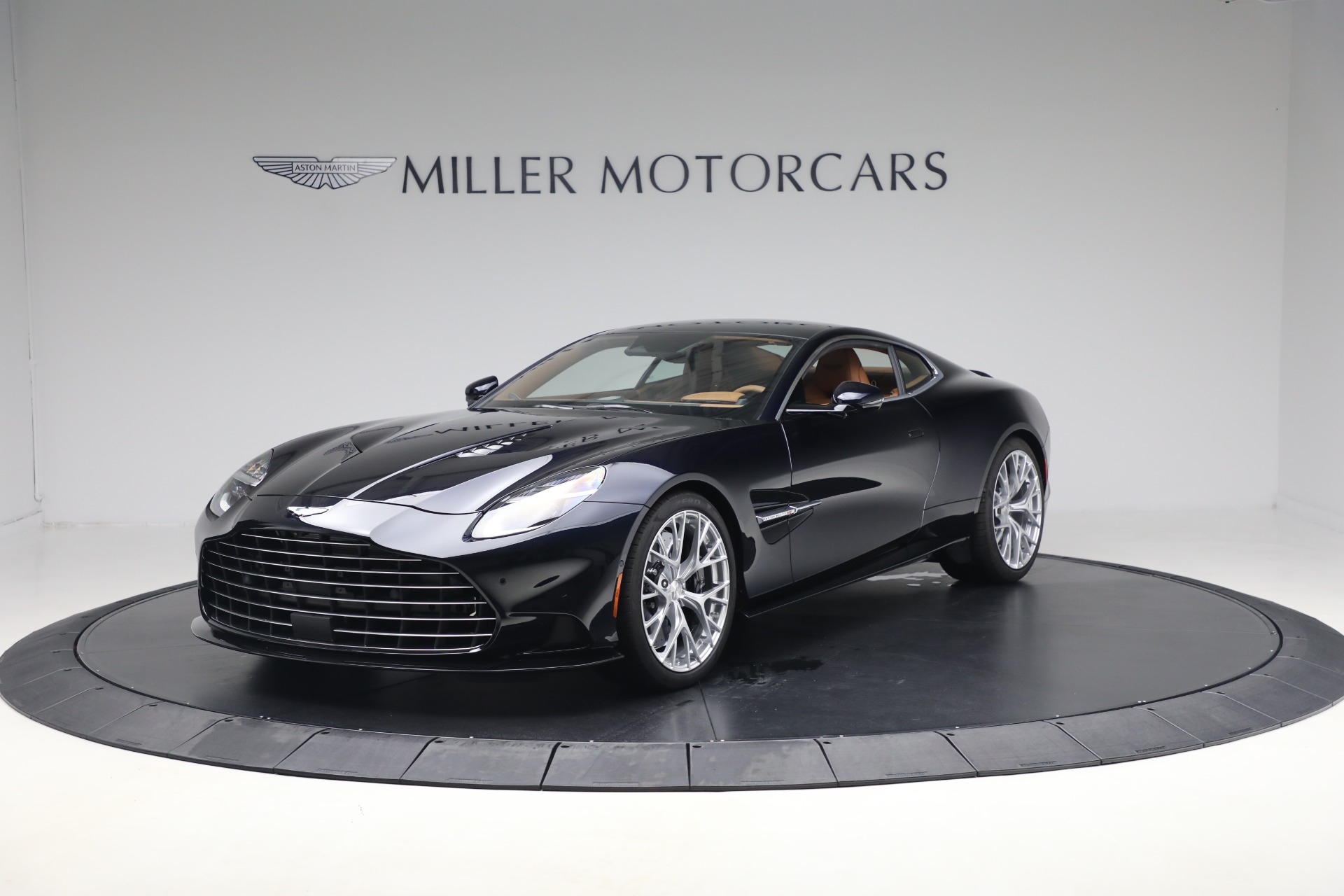 New 2026 Aston Martin Vanquish for sale $498,000 at Alfa Romeo of Westport in Westport CT 06880 1