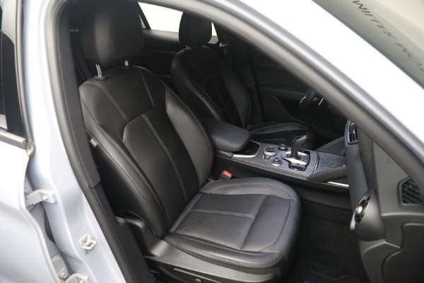 Used 2022 Alfa Romeo Stelvio Sprint for sale Sold at Alfa Romeo of Westport in Westport CT 06880 12