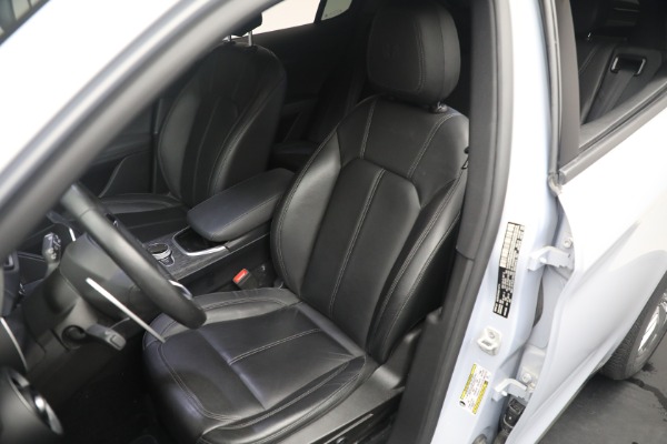 Used 2022 Alfa Romeo Stelvio Sprint for sale Sold at Alfa Romeo of Westport in Westport CT 06880 13
