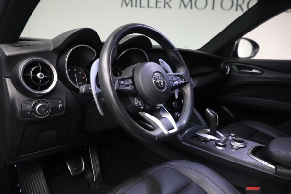 Used 2022 Alfa Romeo Stelvio Sprint for sale Sold at Alfa Romeo of Westport in Westport CT 06880 18