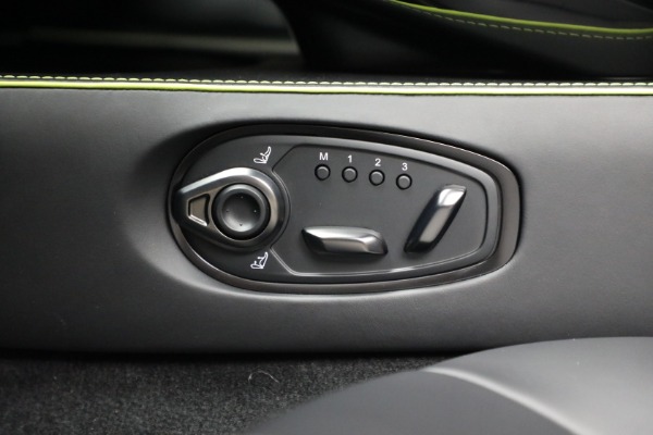 New 2026 Aston Martin Vantage for sale $244,325 at Alfa Romeo of Westport in Westport CT 06880 17