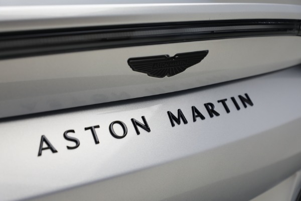 New 2026 Aston Martin Vantage for sale $244,325 at Alfa Romeo of Westport in Westport CT 06880 27