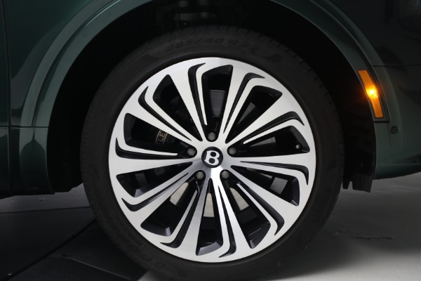 Used 2021 Bentley Bentayga V8 for sale $109,900 at Alfa Romeo of Westport in Westport CT 06880 17
