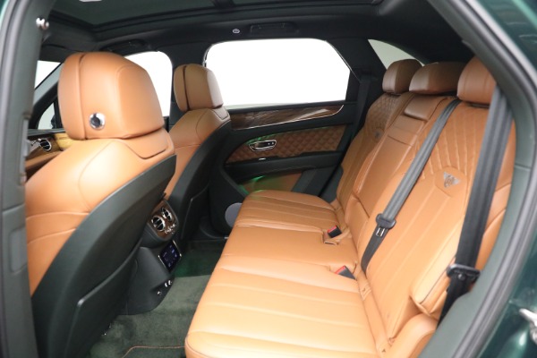 Used 2021 Bentley Bentayga V8 for sale $109,900 at Alfa Romeo of Westport in Westport CT 06880 24