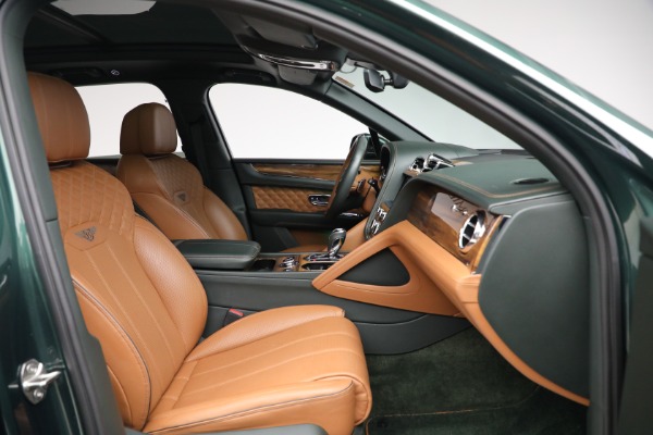 Used 2021 Bentley Bentayga V8 for sale $109,900 at Alfa Romeo of Westport in Westport CT 06880 28
