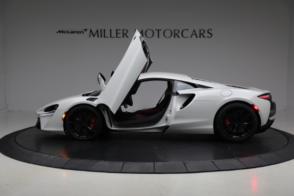 New 2026 McLaren Artura TechLux for sale $304,500 at Alfa Romeo of Westport in Westport CT 06880 15