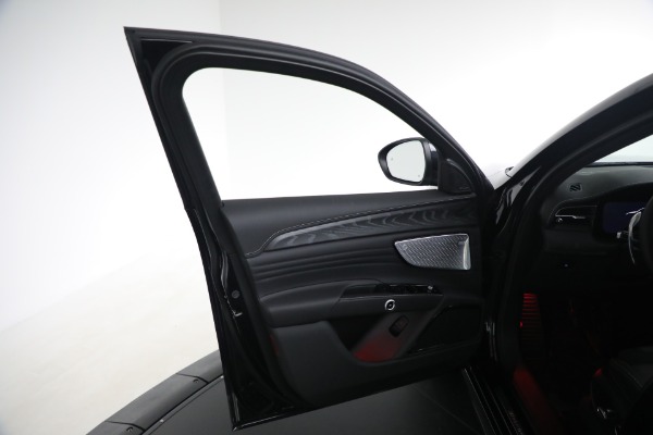 New 2025 Maserati Grecale for sale Sold at Alfa Romeo of Westport in Westport CT 06880 23