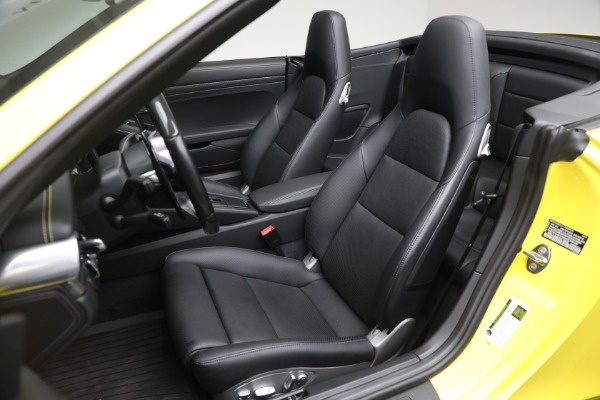 Used 2017 Porsche 911 Turbo Cabriolet for sale Sold at Alfa Romeo of Westport in Westport CT 06880 15