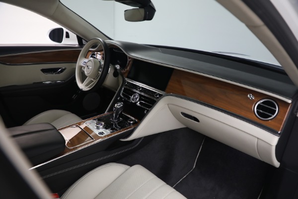 Used 2024 Bentley Flying Spur Hybrid for sale Sold at Alfa Romeo of Westport in Westport CT 06880 26