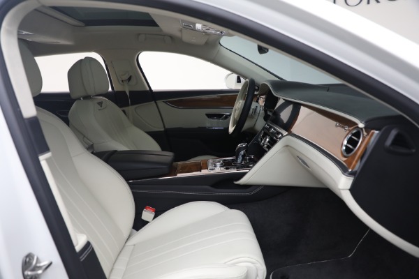 Used 2024 Bentley Flying Spur Hybrid for sale Sold at Alfa Romeo of Westport in Westport CT 06880 27