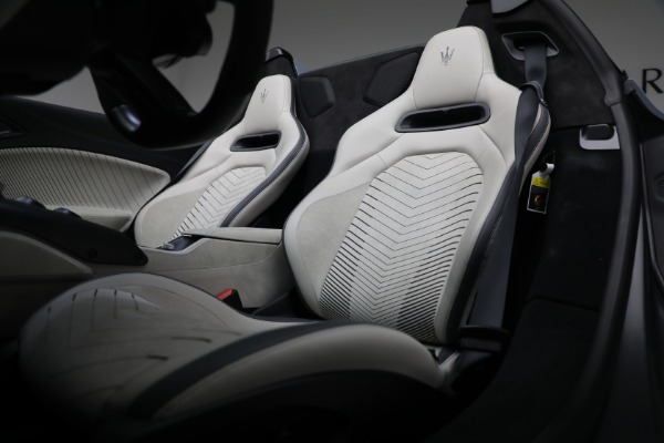 Used 2023 Maserati MC20 Cielo for sale Sold at Alfa Romeo of Westport in Westport CT 06880 24