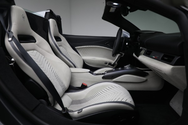 Used 2023 Maserati MC20 Cielo for sale Sold at Alfa Romeo of Westport in Westport CT 06880 25