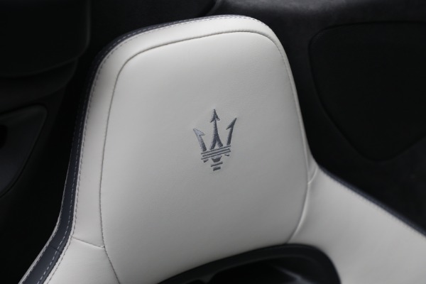 Used 2023 Maserati MC20 Cielo for sale Sold at Alfa Romeo of Westport in Westport CT 06880 28
