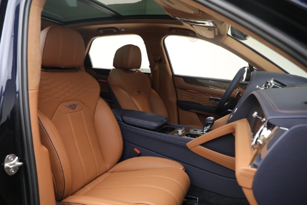 New 2025 Bentley Bentayga Azure V8 for sale Sold at Alfa Romeo of Westport in Westport CT 06880 25
