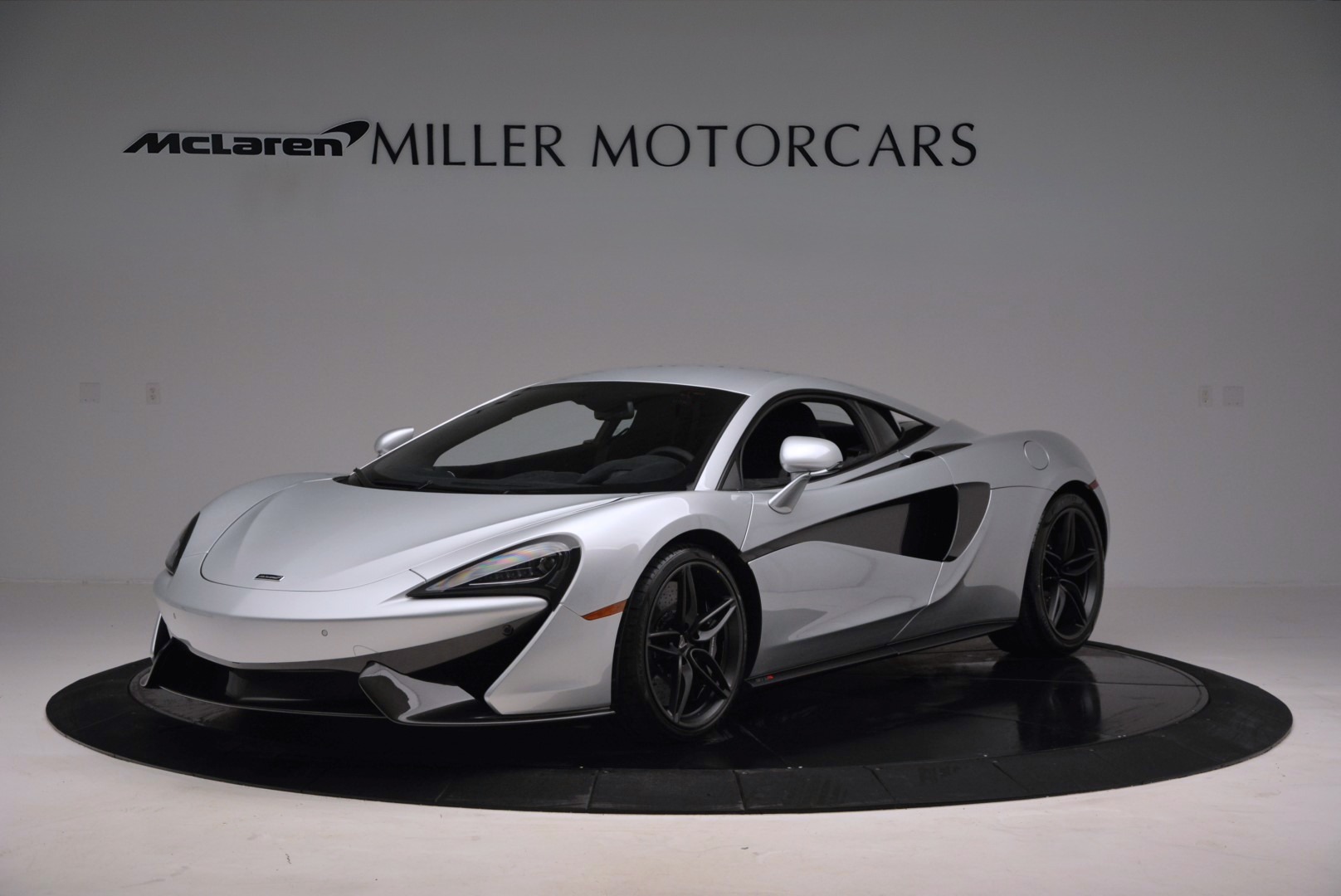Used 2017 McLaren 570S Coupe for sale $149,900 at Alfa Romeo of Westport in Westport CT 06880 1