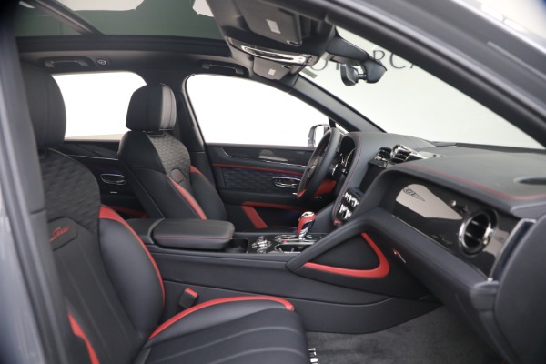 New 2026 Bentley Bentayga Speed V8 for sale $375,942 at Alfa Romeo of Westport in Westport CT 06880 23
