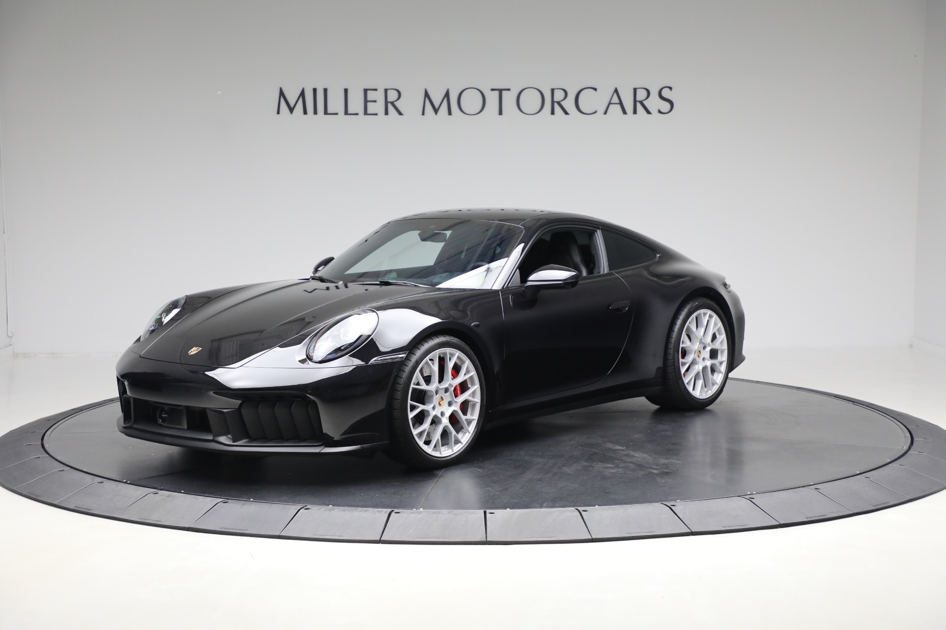 Used 2025 Porsche 911 Carrera GTS for sale $185,900 at Alfa Romeo of Westport in Westport CT 06880 1