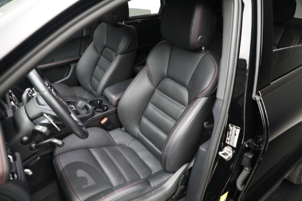 Used 2023 Porsche Macan S for sale Sold at Alfa Romeo of Westport in Westport CT 06880 15