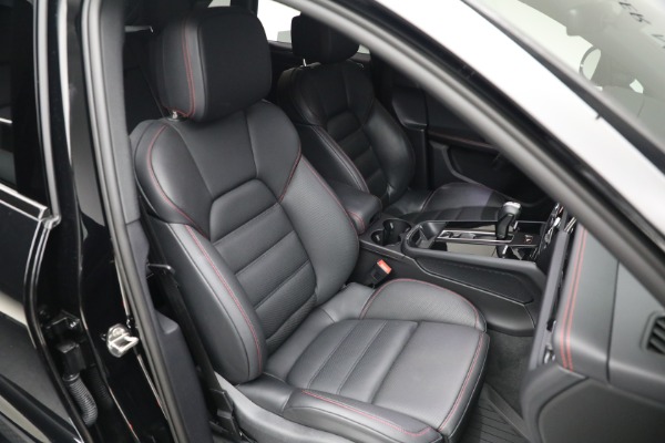 Used 2023 Porsche Macan S for sale Sold at Alfa Romeo of Westport in Westport CT 06880 18
