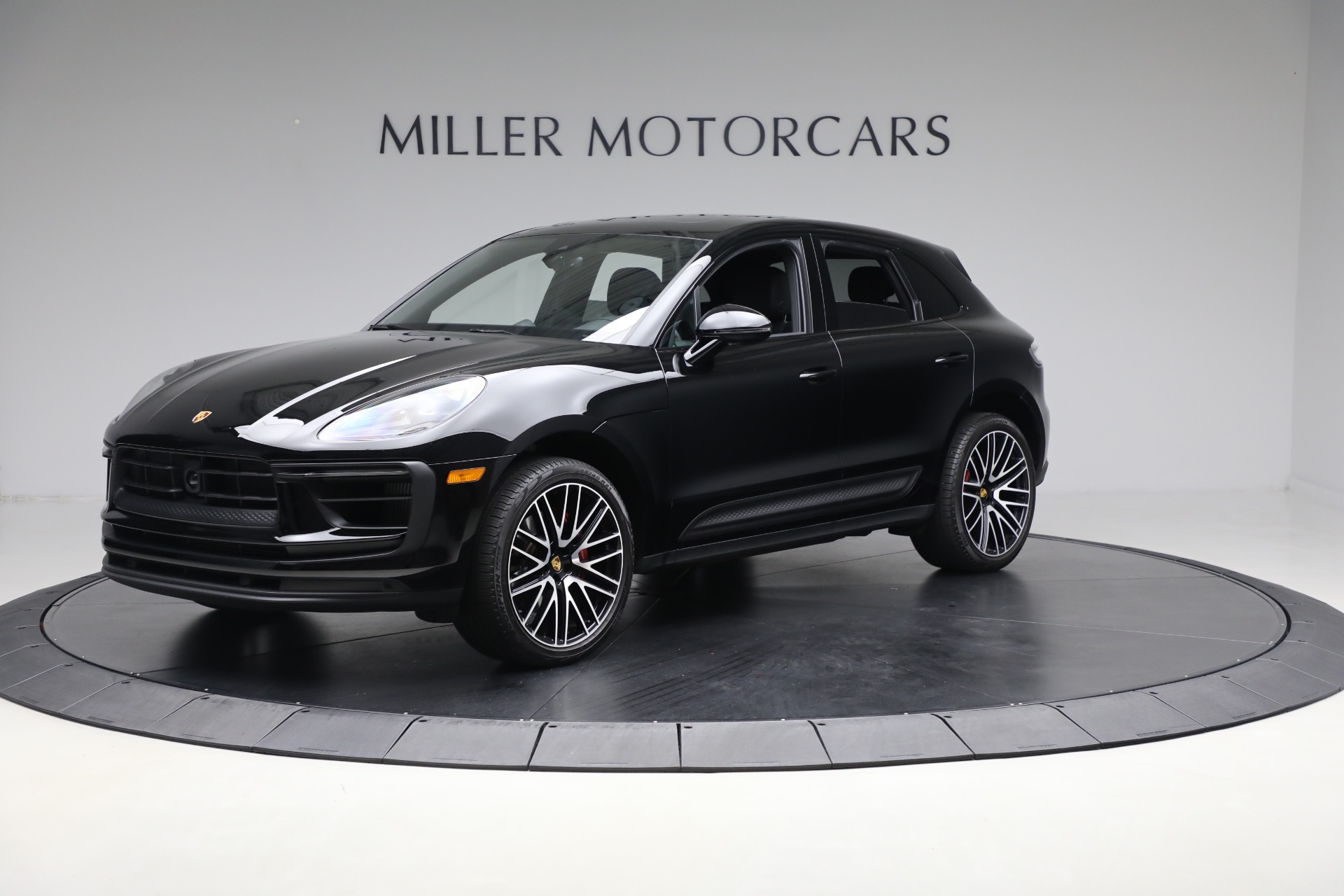 Used 2023 Porsche Macan S for sale Sold at Alfa Romeo of Westport in Westport CT 06880 1