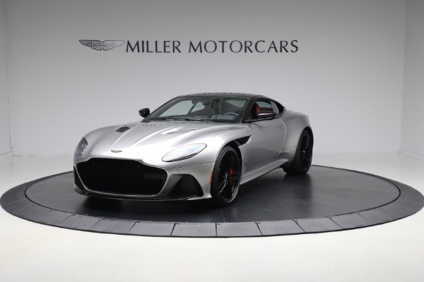 2023 Aston Martin DBS