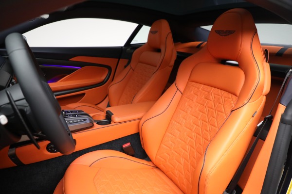 Used 2025 Aston Martin Vanquish for sale $431,900 at Alfa Romeo of Westport in Westport CT 06880 15