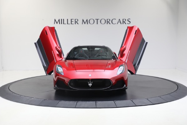 Used 2024 Maserati MC20 Cielo for sale $239,900 at Alfa Romeo of Westport in Westport CT 06880 25
