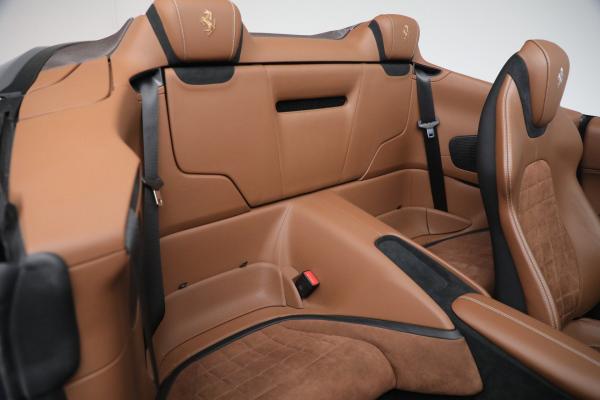 Used 2025 Ferrari Roma Spider for sale $324,900 at Alfa Romeo of Westport in Westport CT 06880 21