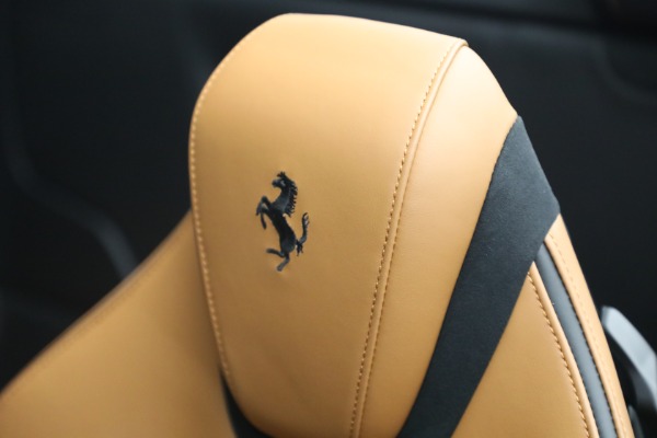 Used 2025 Ferrari Roma Spider for sale $349,900 at Alfa Romeo of Westport in Westport CT 06880 24