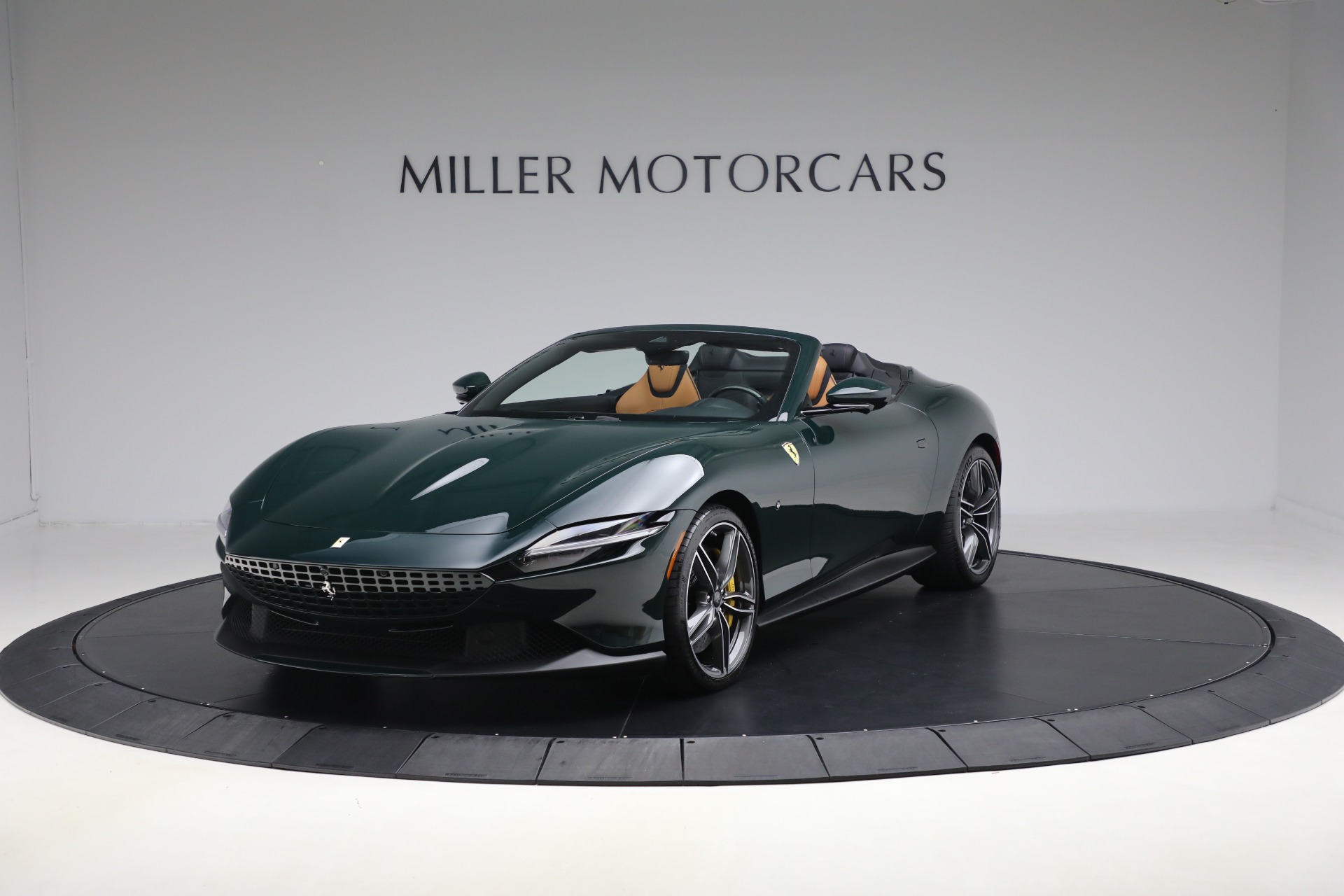 Used 2025 Ferrari Roma Spider for sale $349,900 at Alfa Romeo of Westport in Westport CT 06880 1